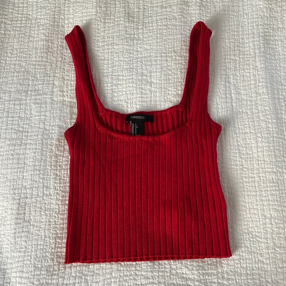 Basic red crop top